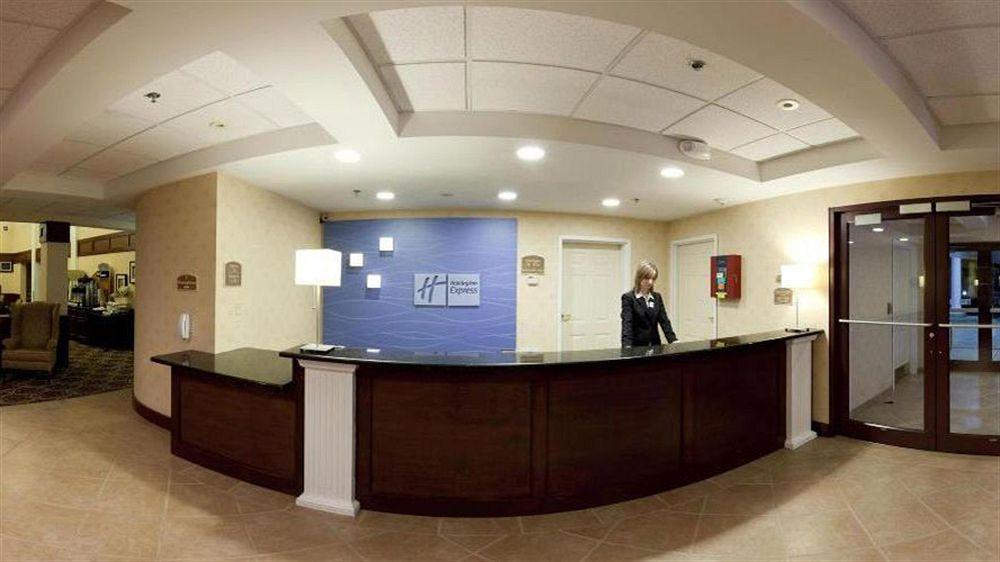 Holiday Inn Express Hotel & Suites White River Junction By Ihg Eksteriør bilde