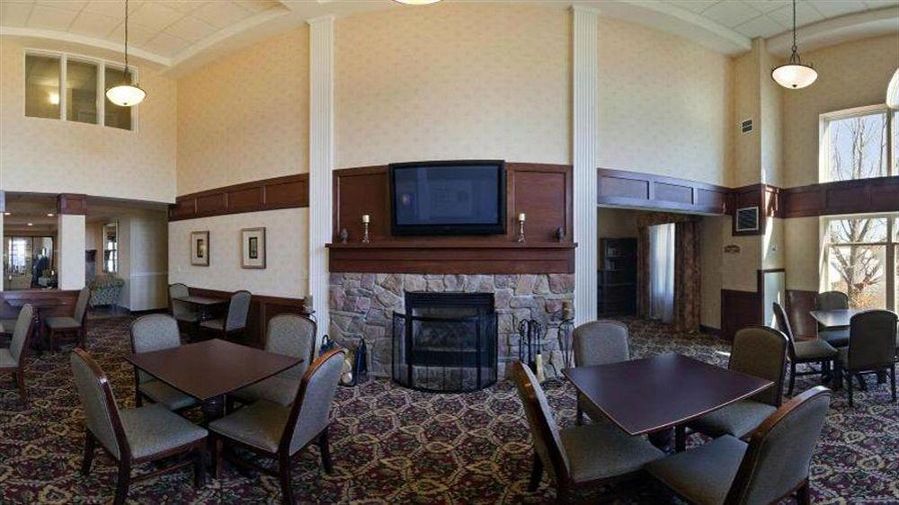 Holiday Inn Express Hotel & Suites White River Junction By Ihg Eksteriør bilde