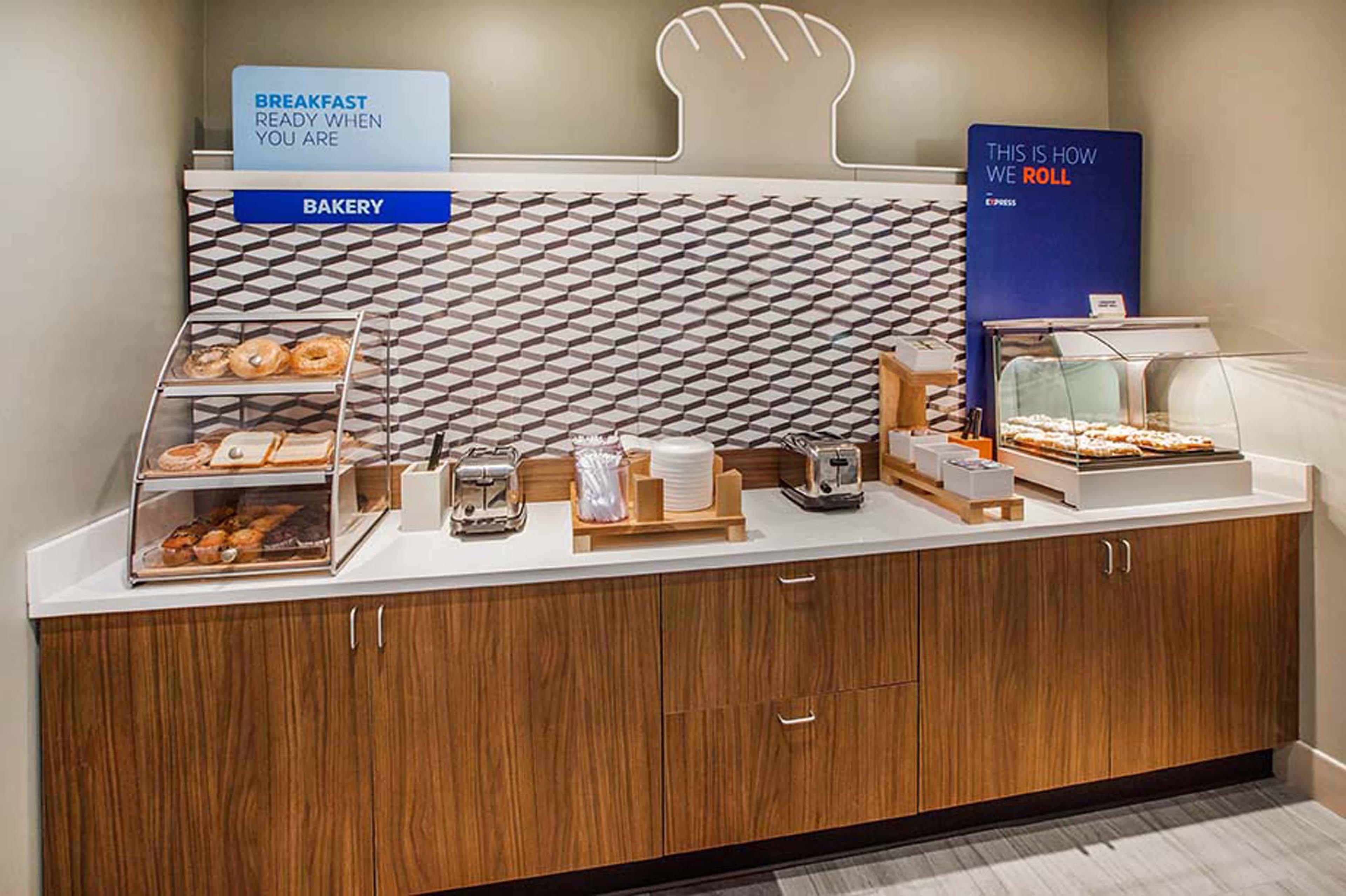 Holiday Inn Express Hotel & Suites White River Junction By Ihg Eksteriør bilde