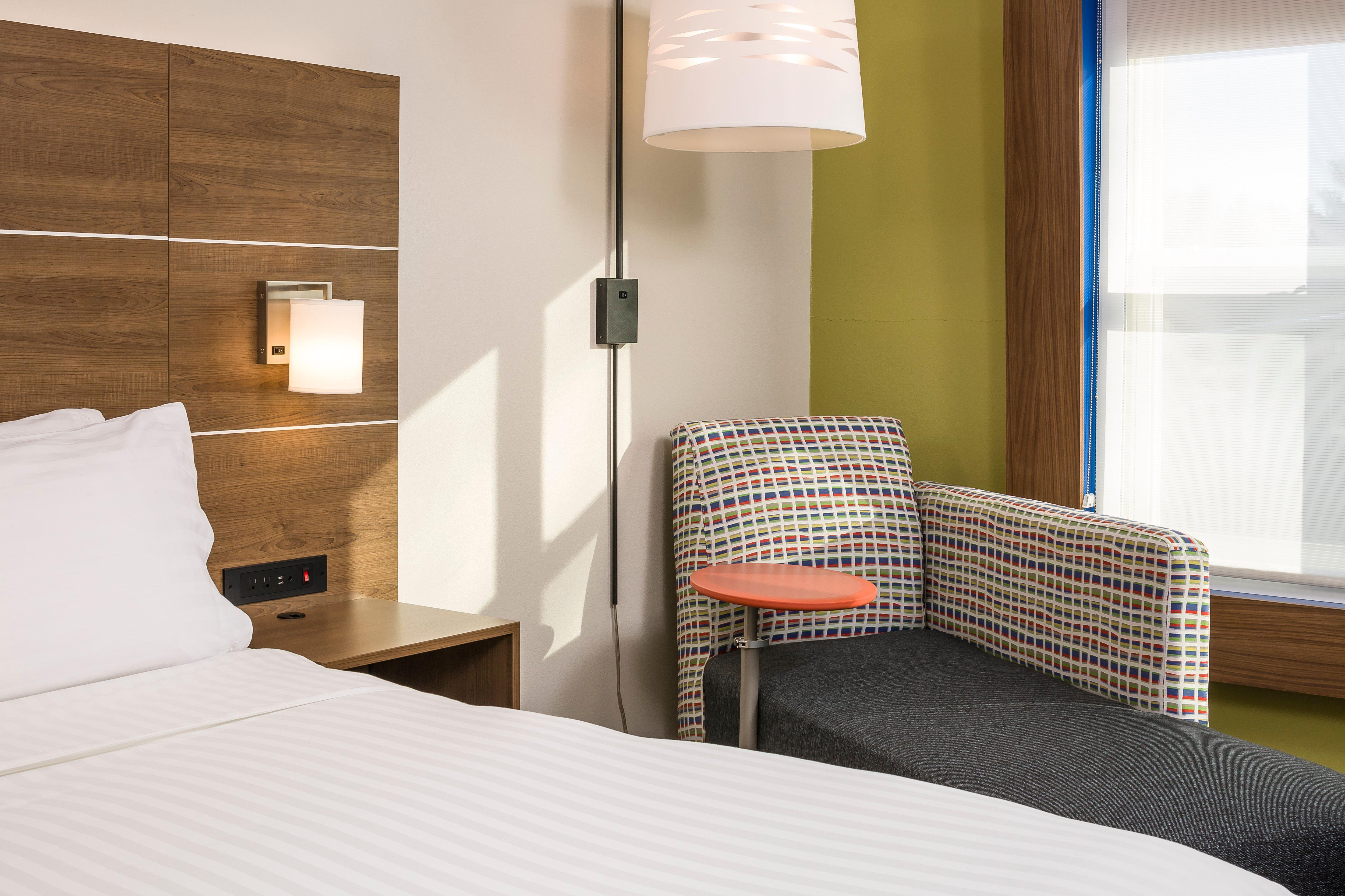Holiday Inn Express Hotel & Suites White River Junction By Ihg Eksteriør bilde