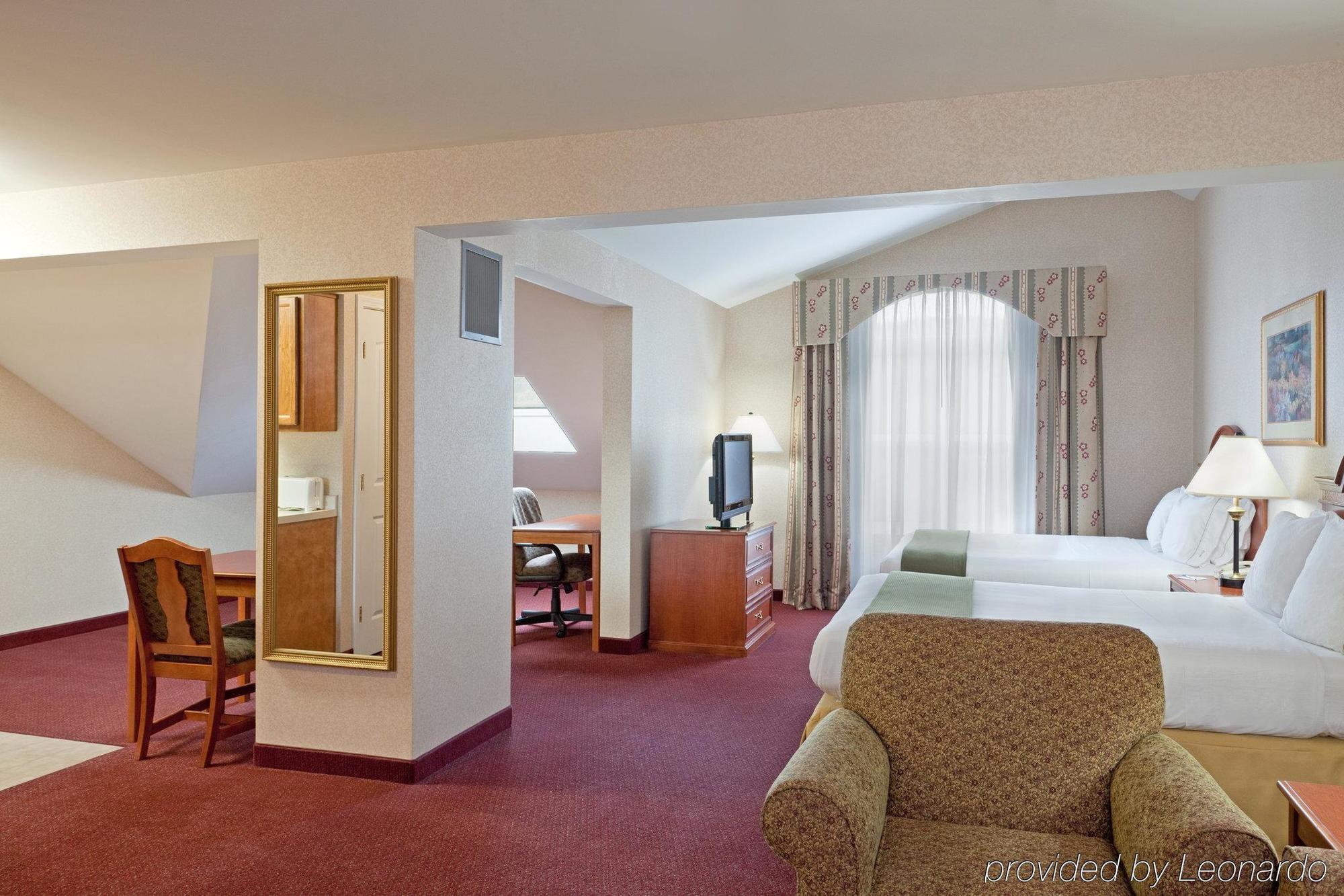 Holiday Inn Express Hotel & Suites White River Junction By Ihg Eksteriør bilde