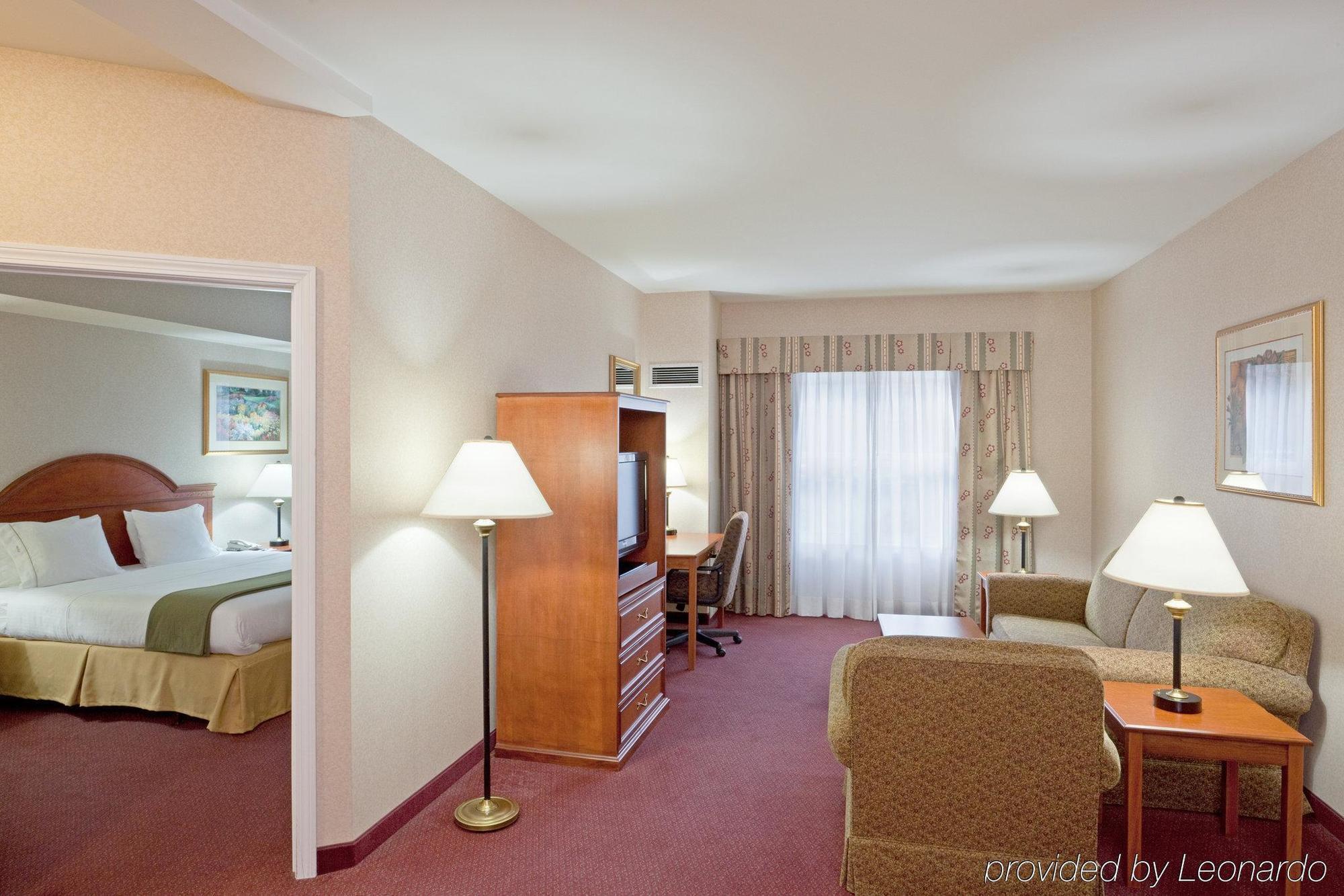 Holiday Inn Express Hotel & Suites White River Junction By Ihg Eksteriør bilde