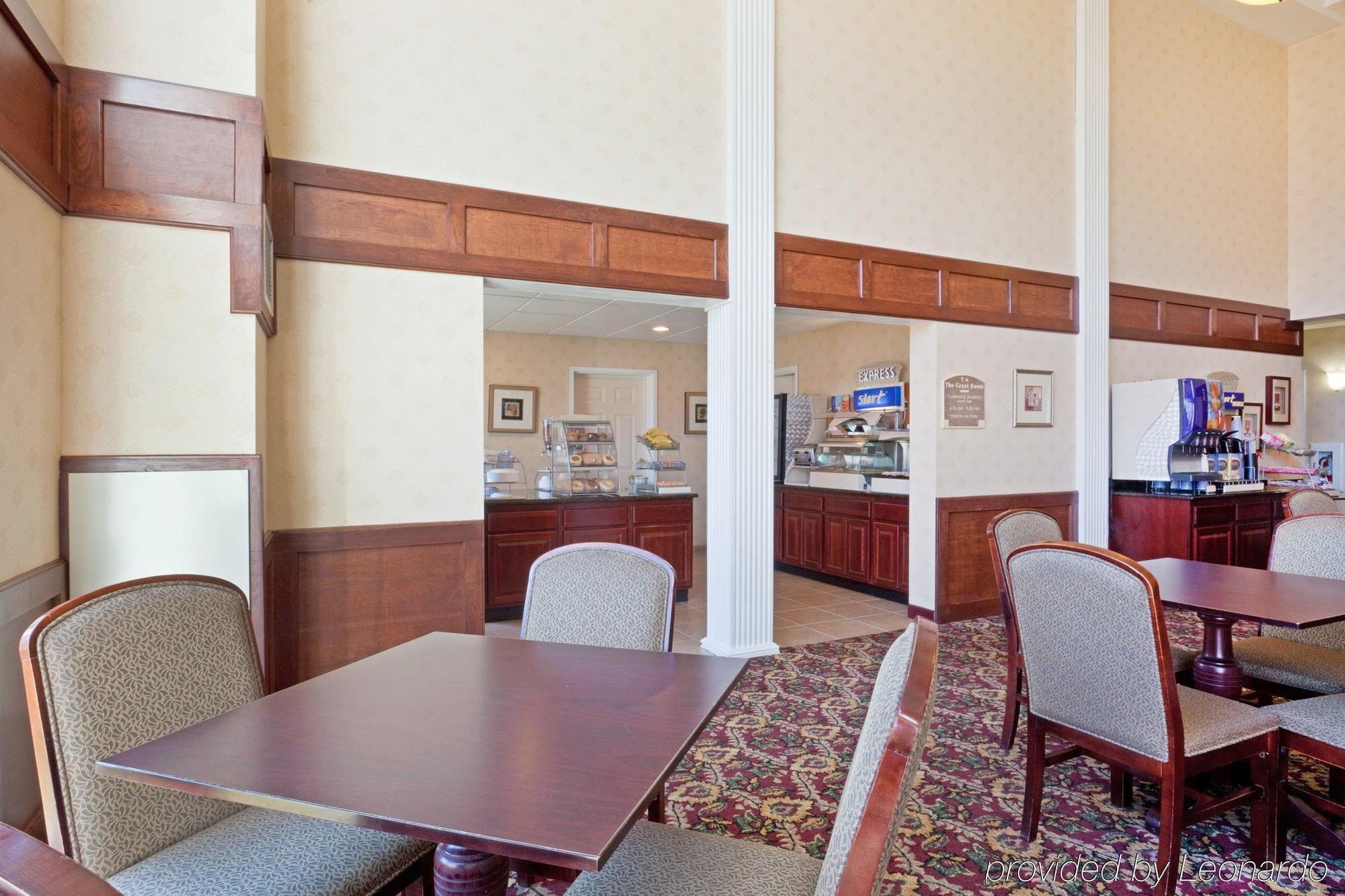 Holiday Inn Express Hotel & Suites White River Junction By Ihg Eksteriør bilde