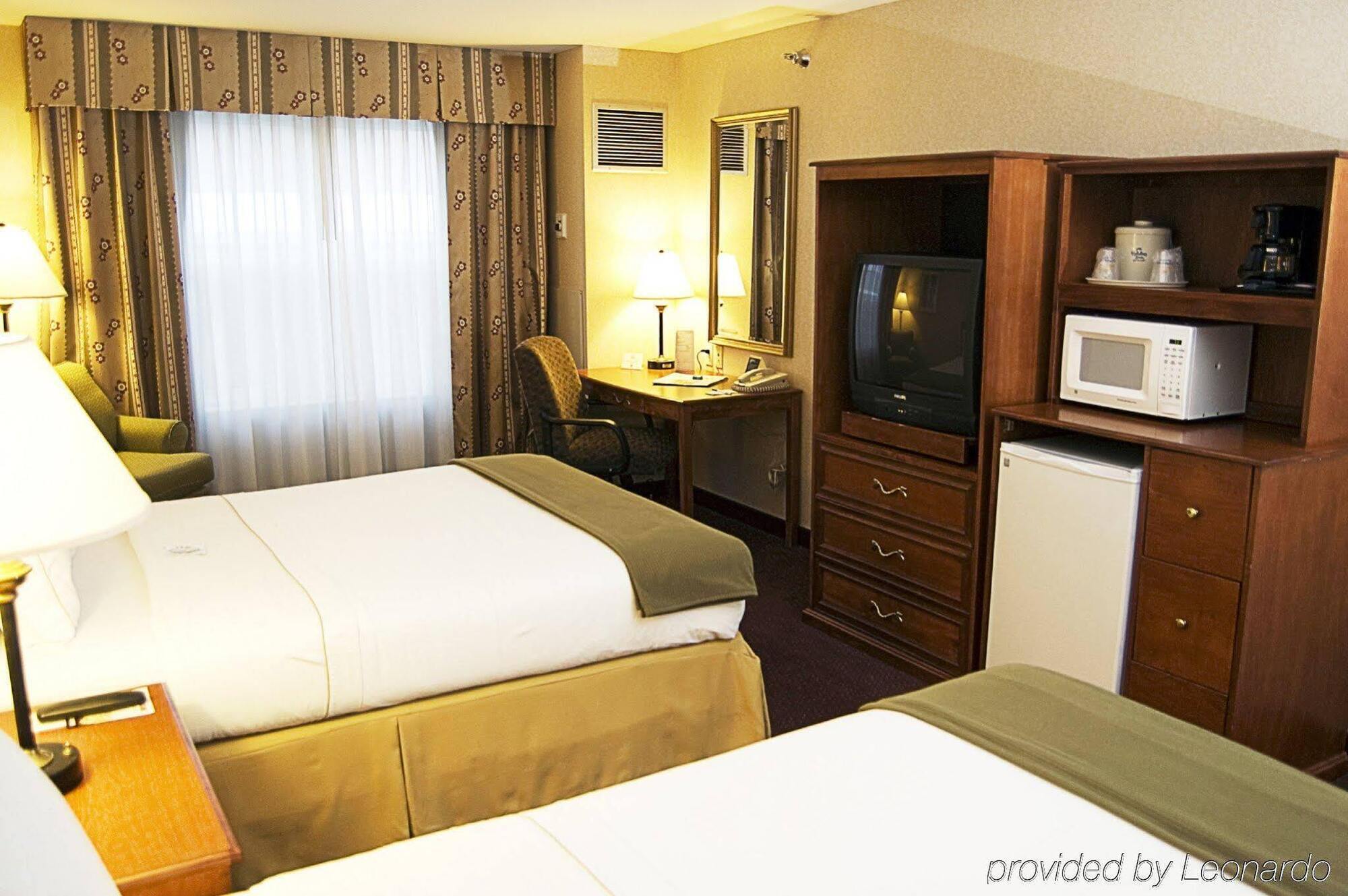 Holiday Inn Express Hotel & Suites White River Junction By Ihg Eksteriør bilde